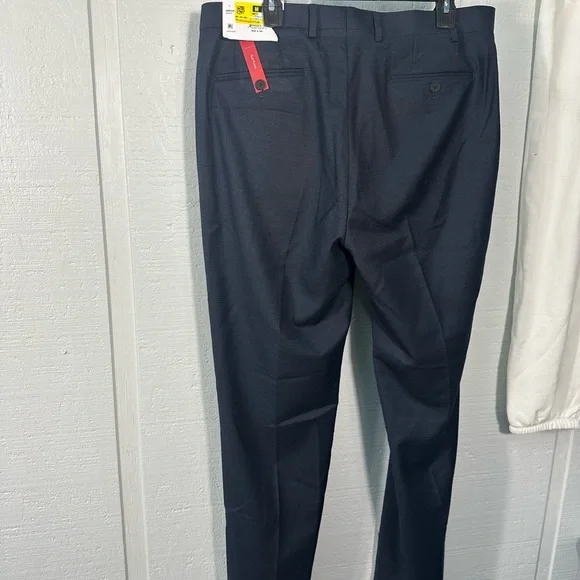 Calvin Klein Slim X Fit Pants Size 36 x 34 NWT - Picture 6 of 9